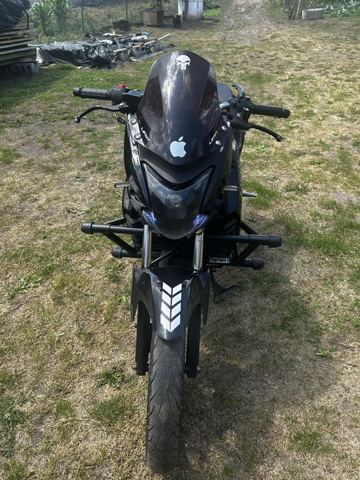 Продам мотоцикл Lifan kp200 в