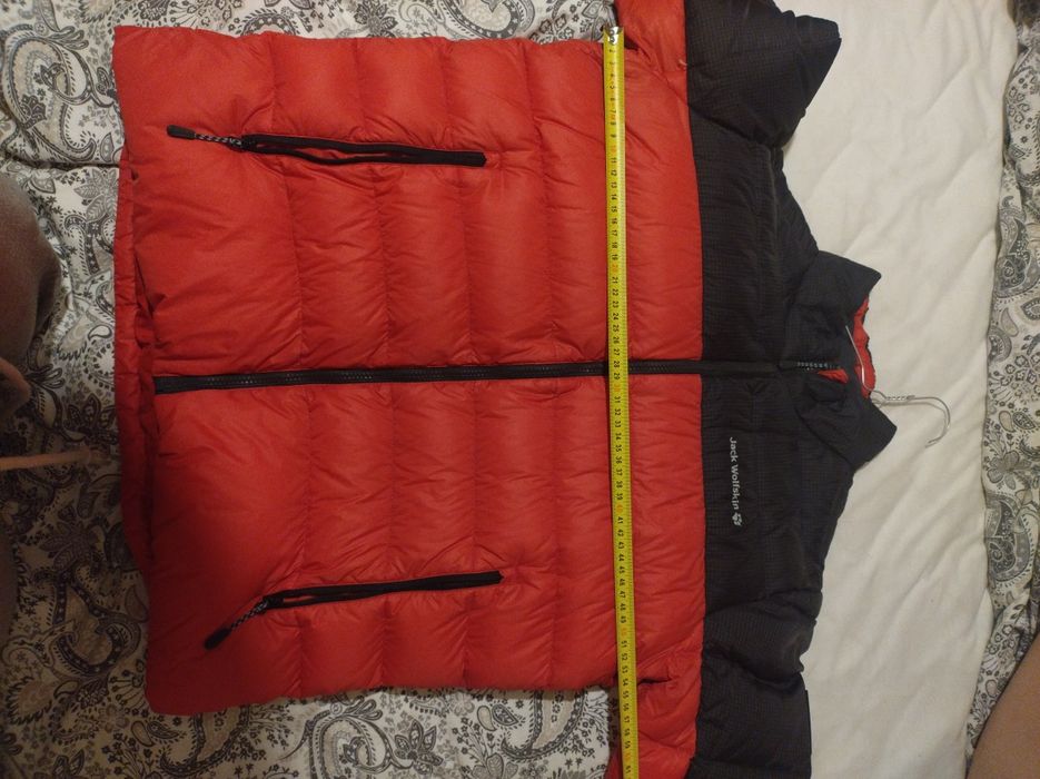 Kurtka Jack Wolfskin pierze wypełnienie puch