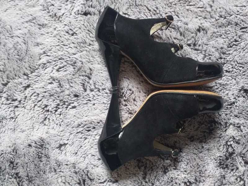 Szpilki Clarks uk 4