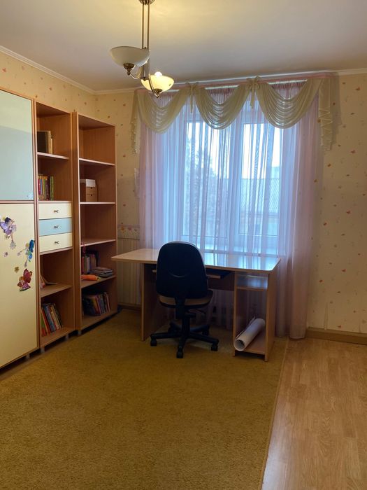 Продаж квартири 160 м2  ЦЕНТР Автономне опалення!