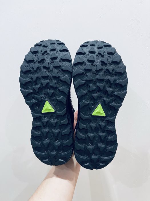Кросівки жіночі Asics Gel-trabuco 39.5р