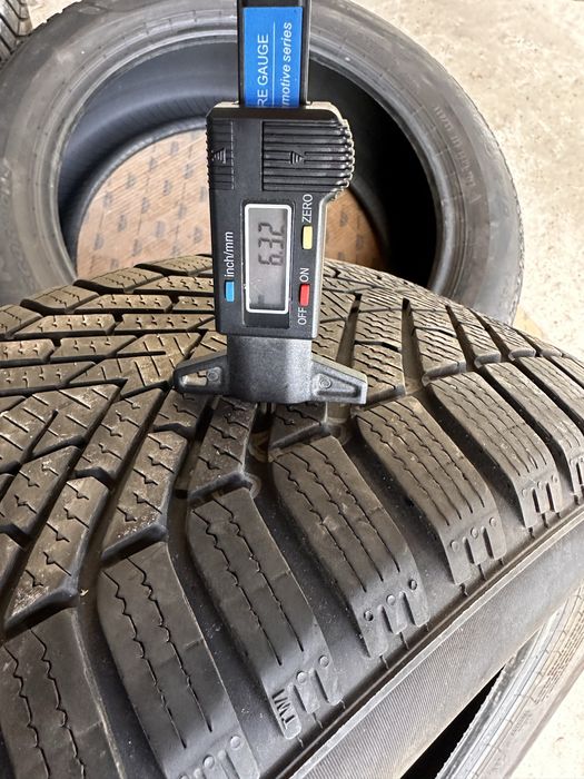Резина зимная.   Pirelli.   235.55.19   Britain