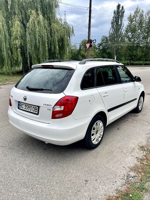 Skoda Fabia 2013рік.в рідній фарбі.автомат.