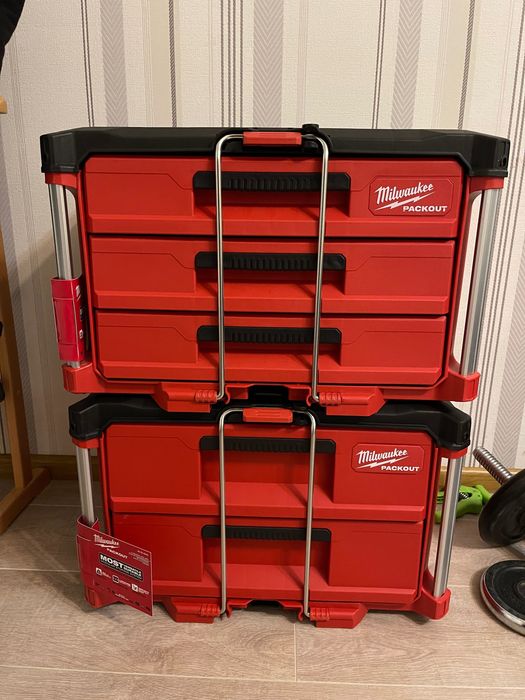 Шухляди Milwaukee . packout кейси. США