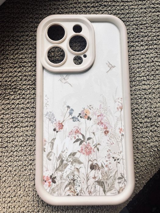 Чохли на iphone 14 pro