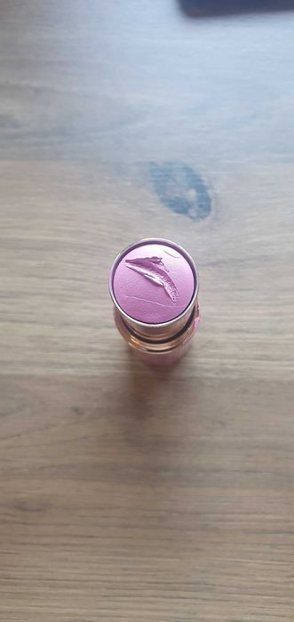 Charlotte tilbury kremowy róż