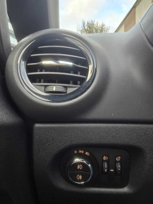 Opel corsa 1.3 ecoflex 2013