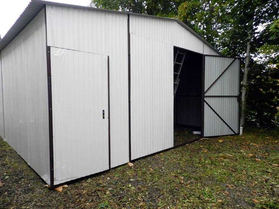 Blaszana montowana hala 6×8 m – biała