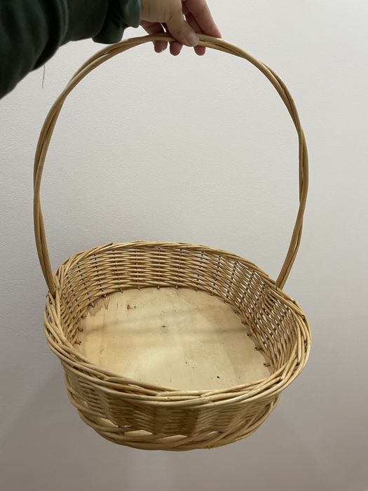 Cesto de verga em bom estado