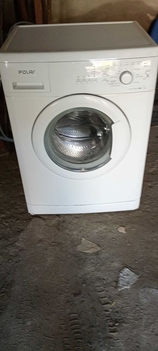 Sprzedam uszkodzoną pralkę