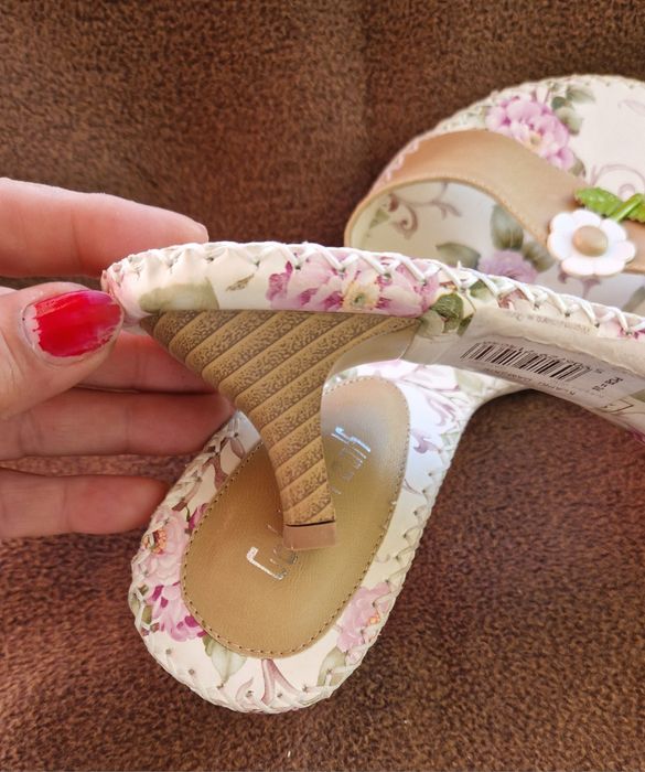 Klapki damskie Japonki nowe 39.