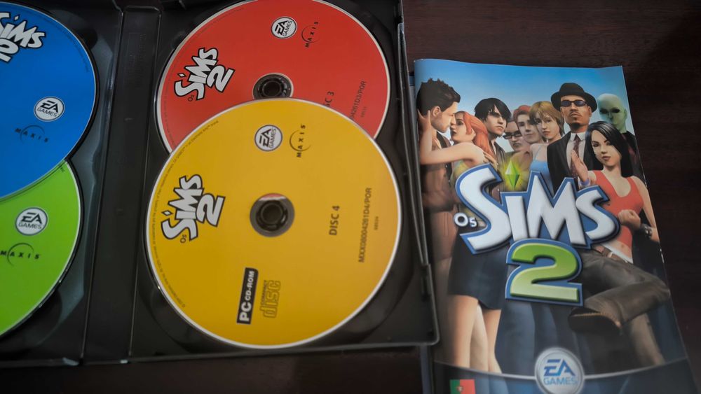 Sims 2 4 CDs para Pc
