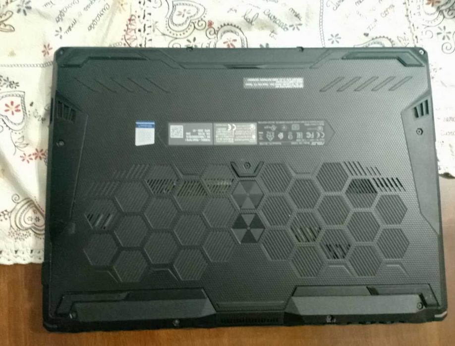 Portátil ASUS TUF Gaming A15 FA506IU (Avariado)