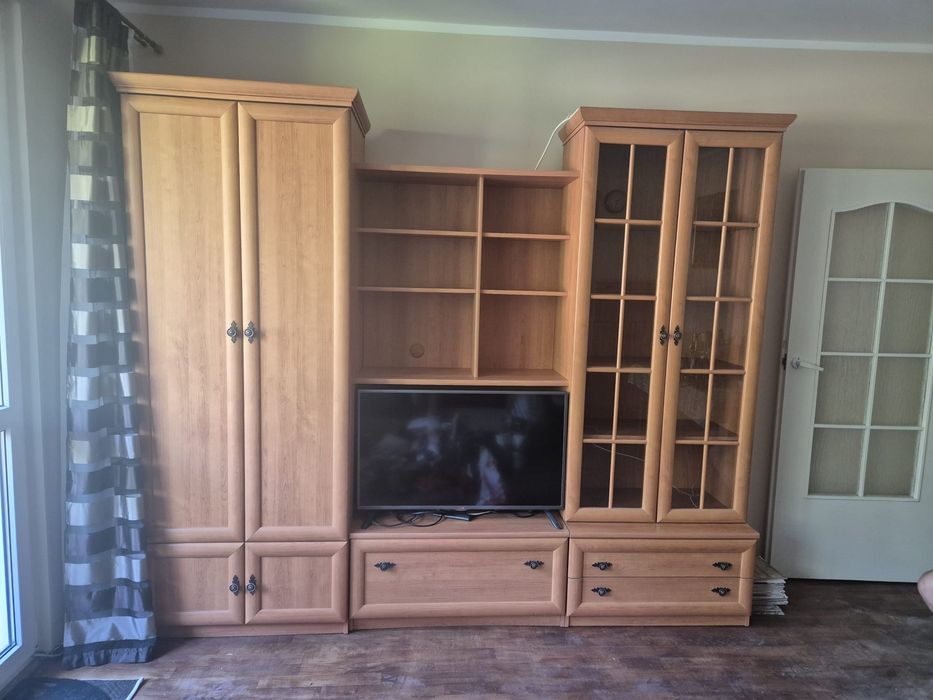 Meble meblościanka plus komoda