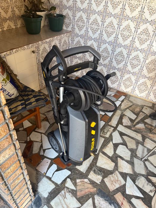 Máquina de lavar em alta pressão