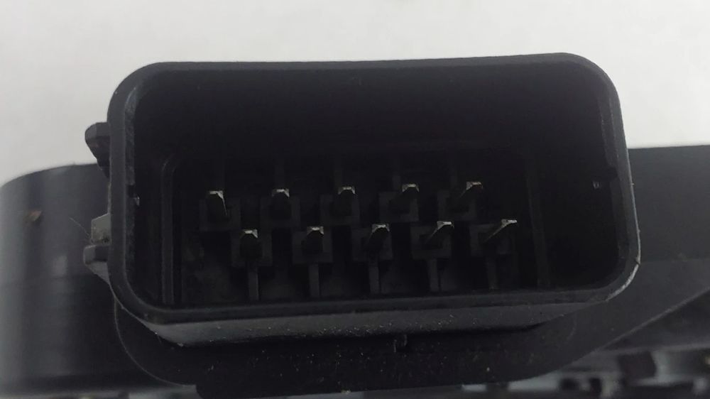 Fechadura / fecho porta trás esquerdo LAND ROVER Discovery III (L319)