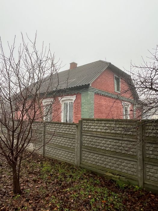 Будинок по вул. Ломоносова