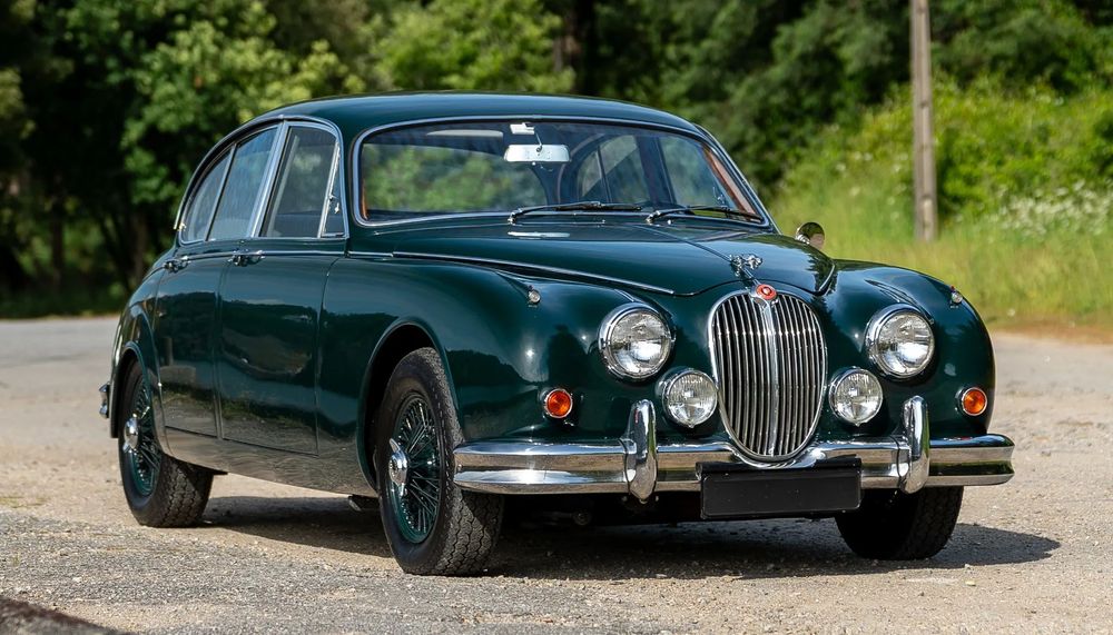 Jaguar MK II