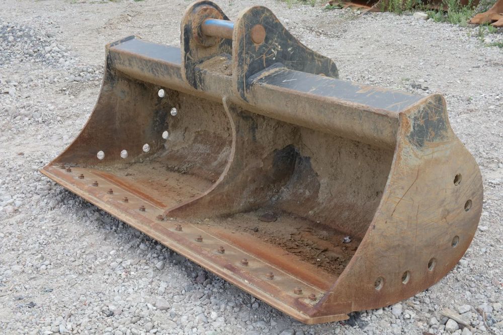 Łyżka skarpowa sztywna JCB fi 80 210 CM