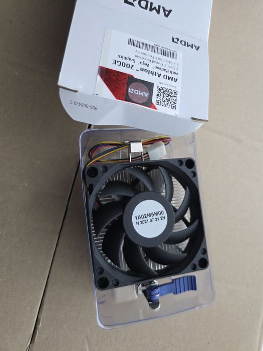 AMD Athlon 200GE z Vega Graphics