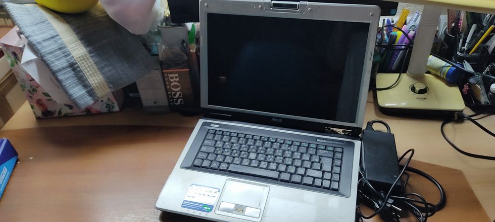 Ноутбук ASUS C90S на запчасти