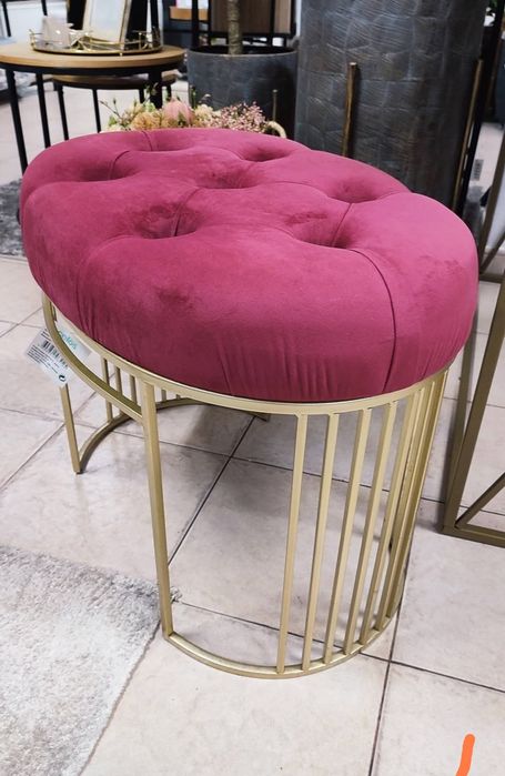 Banqueta Oval em Metal e Veludo ( Exposição )