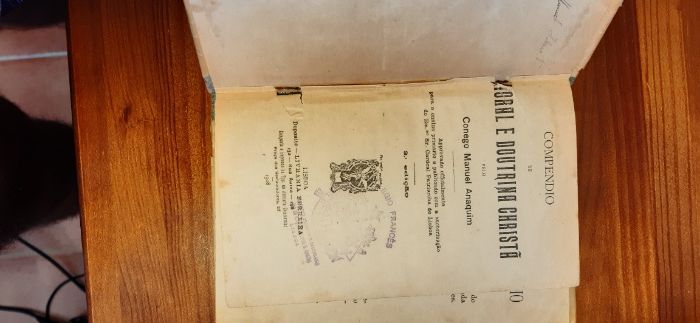 Livros Escolares - Antiguidades