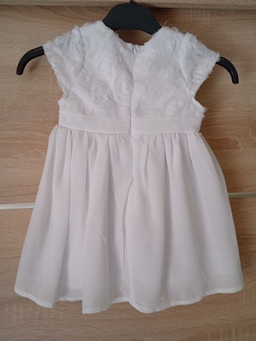 Biała elegancka sukienka dla dziewczynki chrzest  chrzciny  roz 86