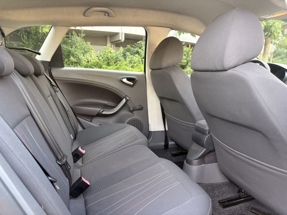 SEAT Ibiza ST — fotografia 10