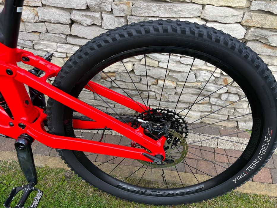 rower trek slash 7 czerwony