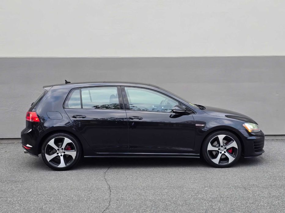 Volkswagen Golf GTI      2015