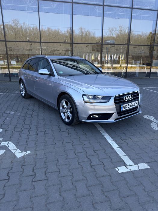 Audi a4 b8 2.0tdi продам