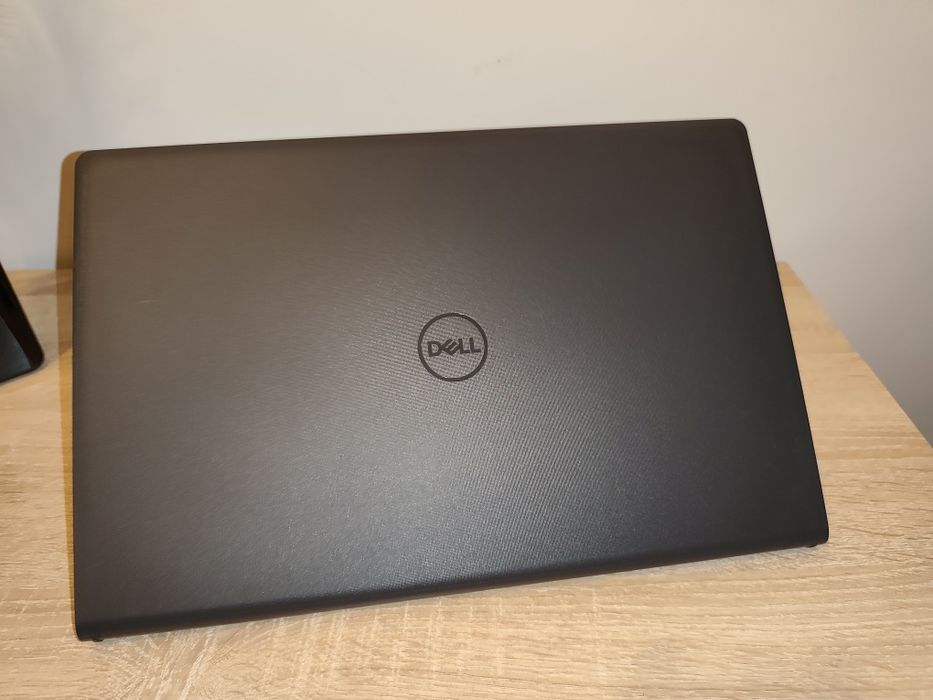 Portátil Dell Vostro 15 3510 i5 (11 Geração)