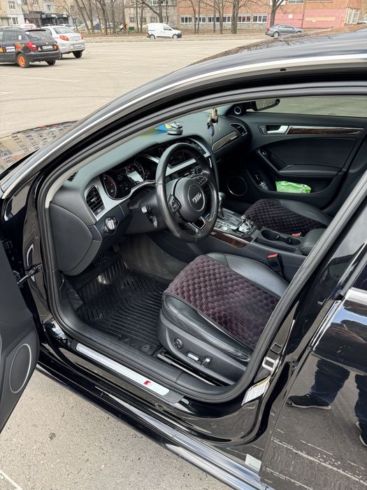 Продам Ауді А4 2015