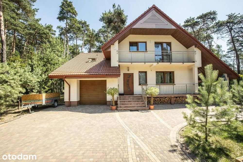 Wyjątkowy dom otulony lasem | Sokolniki-Las