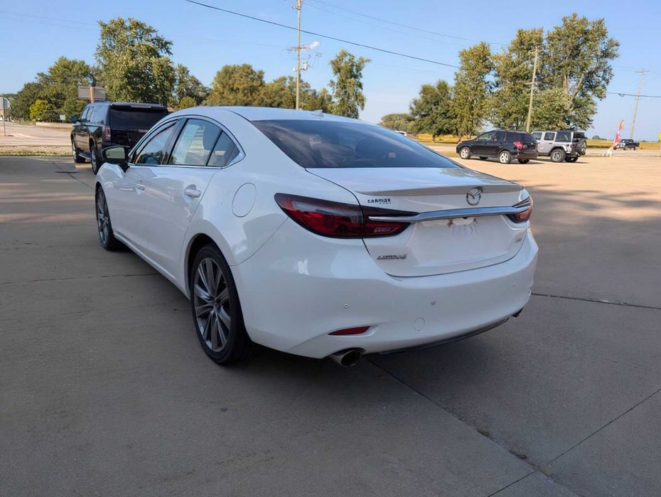 Mazda 6 Signature      2018