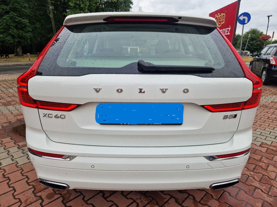 VOLVO CX60 B5 Mild Hybrid Diesel, WEBASTO 235 + 14 KM, Polski