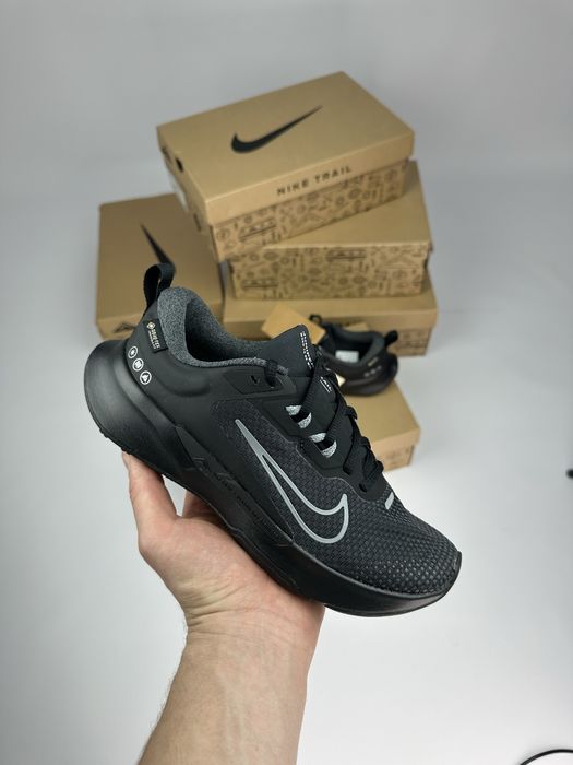 Жіночі кросівки NIKE WMNS JUNIPER TRAIL 2 Gore-tex FB2065-001  38