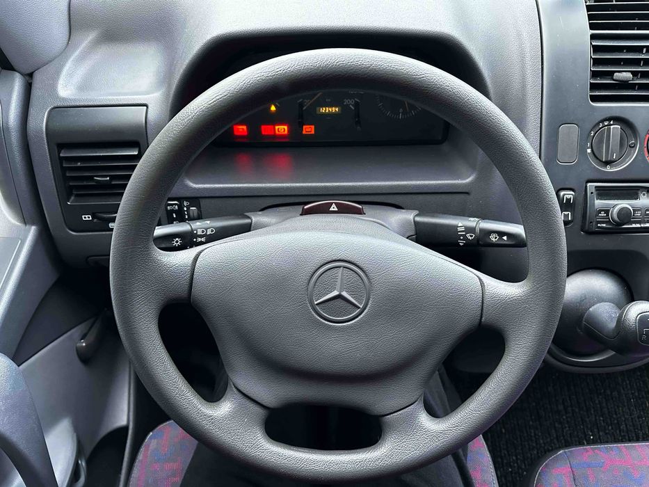 MERCEDES-BENZ Vito L 9 Lugares