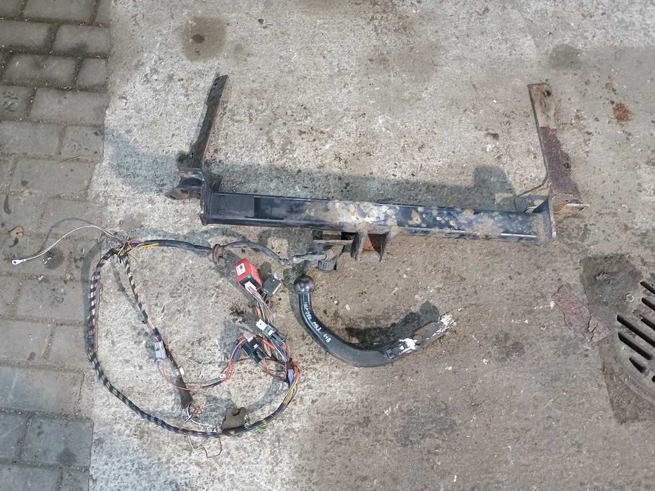 Hak Holowniczy Wypinany Wiązka Moduł Tabliczka Ford Mondeo MK3 HB