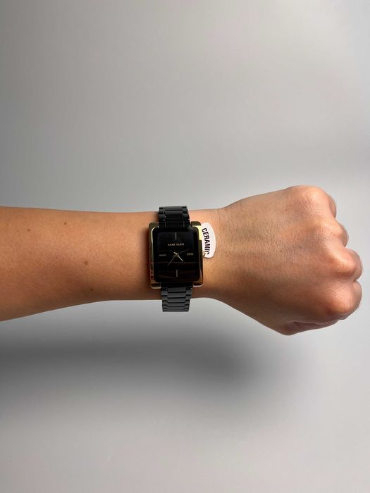 Anne Klein AK/2952BKGB, жіночий чорний годинник, часы кляйн Ø28мм