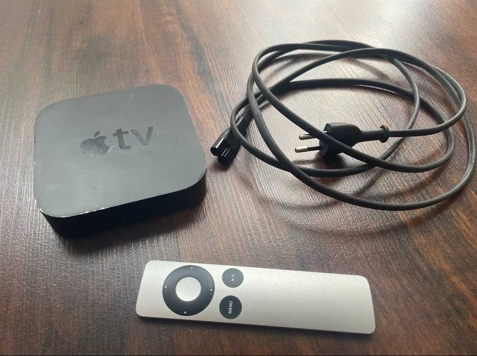 Na sprzedaż sprawny odtwarzacz multimedialny Apple TV 3. generacji (model A1469) w kolorze czarnym.