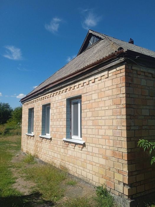 Продам цегляний будинок 82 м² + 25 соток