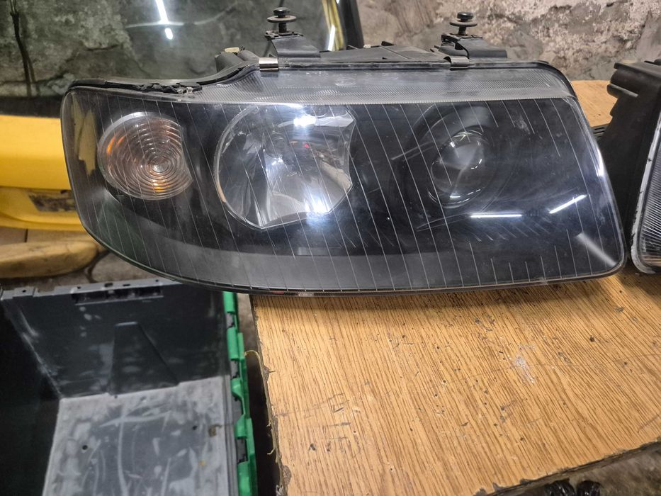 Biled Audi a3 s3 8l lampy przód hella biled lampy przednie