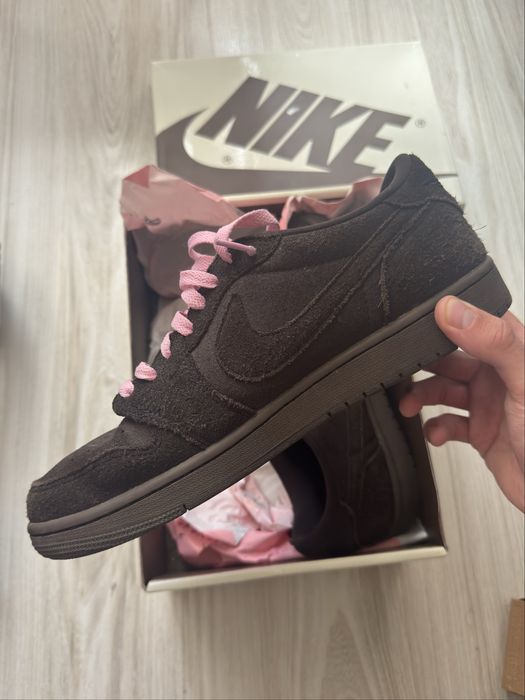 Nike air jordan Travis Scoot