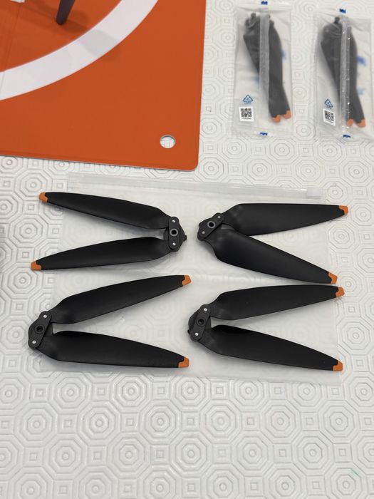 DJI Air 3 Fly More Combo com DJI RC 2 | Como novo | 3 baterias | 512 GB