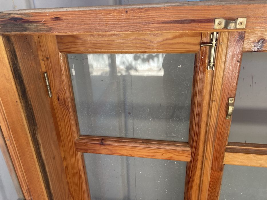 Двухстворчетое окно