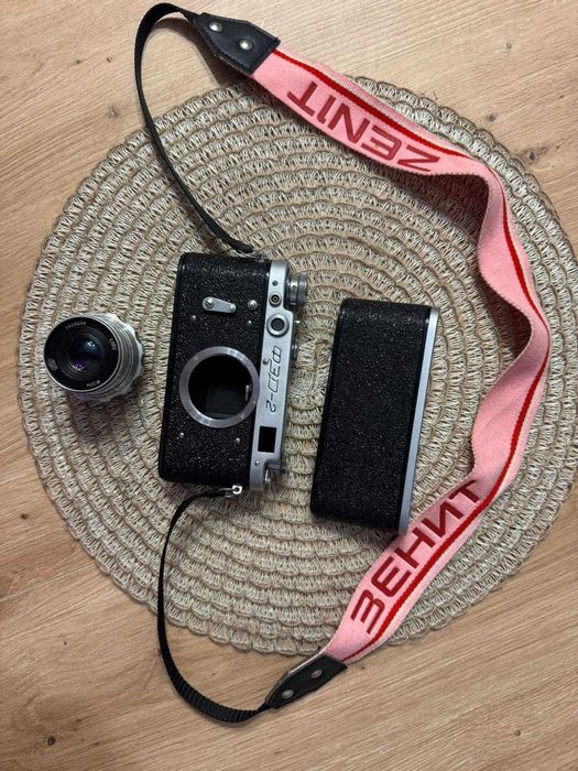 FED-2 + Industar-26M 2.8/52, pasek ZENIT, futerał, USSR, 1961 rok.