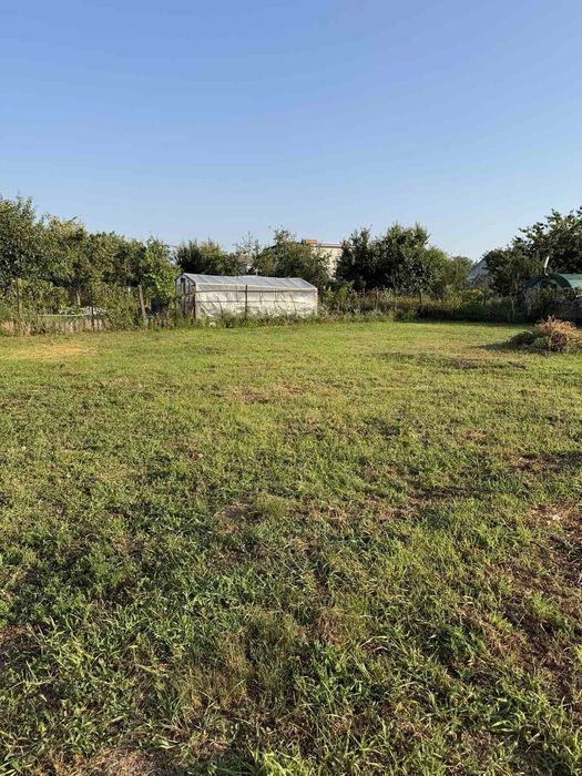 Сертифікати. Є Відновлення. Продам будин в центрі с.Піщане