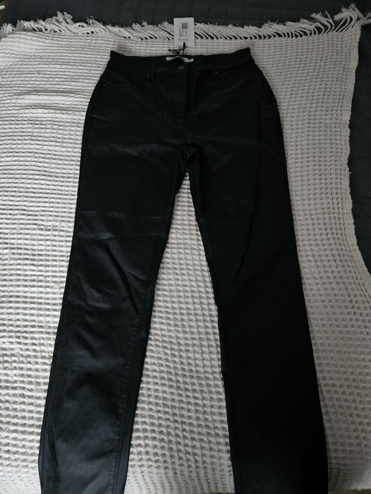 Spodnie Volcano 38 czarne woskowane wiskoza